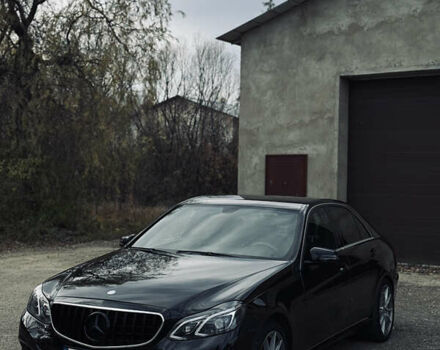 Мерседес Е-Класс 2013 в Сторожинце на Automoto.ua Черный Мерседес Е-Класс, объемом двигателя 2.14 л и пробегом 229 тыс. км за 21001 $, фото 7 на Automoto.ua