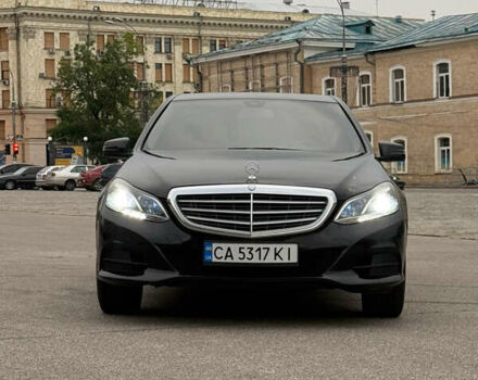 Черный Мерседес Е-Класс, объемом двигателя 2 л и пробегом 329 тыс. км за 13900 $, фото 21 на Automoto.ua