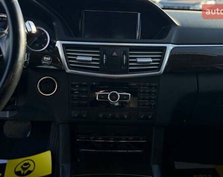 Черный Мерседес Е-Класс, объемом двигателя 2.14 л и пробегом 254 тыс. км за 18200 $, фото 15 на Automoto.ua