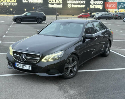 Черный Мерседес Е-Класс, объемом двигателя 2.14 л и пробегом 319 тыс. км за 16700 $, фото 3 на Automoto.ua