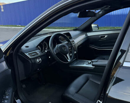 Черный Мерседес Е-Класс, объемом двигателя 2.2 л и пробегом 163 тыс. км за 19200 $, фото 36 на Automoto.ua