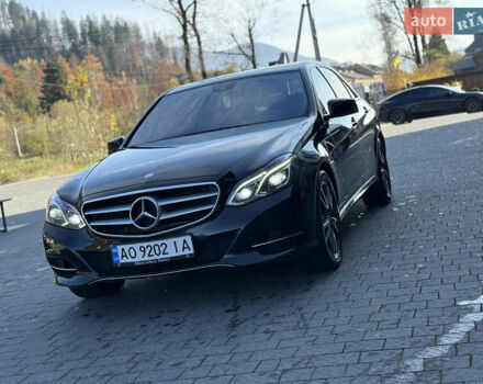 Черный Мерседес Е-Класс, объемом двигателя 2.1 л и пробегом 310 тыс. км за 17500 $, фото 12 на Automoto.ua