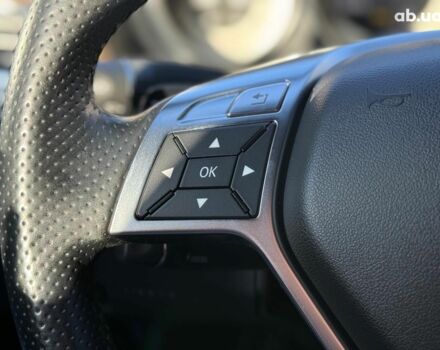 Черный Мерседес Е-Класс, объемом двигателя 3.5 л и пробегом 123 тыс. км за 21940 $, фото 34 на Automoto.ua