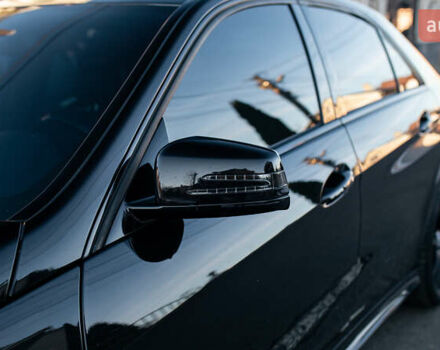 Черный Мерседес Е-Класс, объемом двигателя 2.1 л и пробегом 90 тыс. км за 16000 $, фото 4 на Automoto.ua