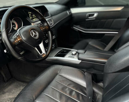 Мерседес Е-Класс 2013 в Черновцах на Automoto.ua Черный Мерседес Е-Класс, объемом двигателя 2.2 л и пробегом 371 тыс. км за 15500 $, фото 24 на Automoto.ua
