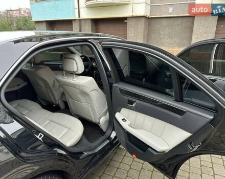 Черный Мерседес Е-Класс, объемом двигателя 2.2 л и пробегом 278 тыс. км за 12999 $, фото 27 на Automoto.ua