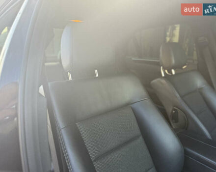 Черный Мерседес Е-Класс, объемом двигателя 2.1 л и пробегом 310 тыс. км за 17500 $, фото 24 на Automoto.ua