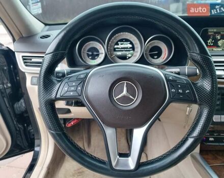 Черный Мерседес Е-Класс, объемом двигателя 2.14 л и пробегом 259 тыс. км за 13700 $, фото 13 на Automoto.ua