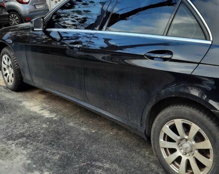 Черный Мерседес Е-Класс, объемом двигателя 2 л и пробегом 100 тыс. км за 18400 $, фото 13 на Automoto.ua