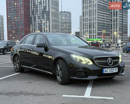 Черный Мерседес Е-Класс, объемом двигателя 2.14 л и пробегом 319 тыс. км за 16700 $, фото 4 на Automoto.ua