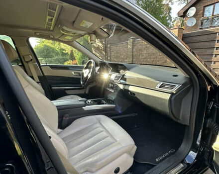 Черный Мерседес Е-Класс, объемом двигателя 3.5 л и пробегом 265 тыс. км за 18500 $, фото 19 на Automoto.ua