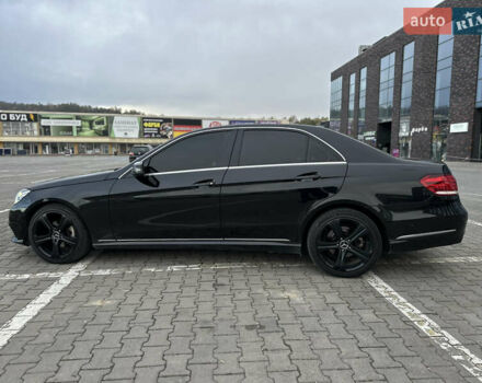 Мерседес Е-Класс 2013 в Черновцах на Automoto.ua Черный Мерседес Е-Класс, объемом двигателя 2.2 л и пробегом 371 тыс. км за 15500 $, фото 11 на Automoto.ua