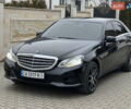 Чорний Мерседес Е-Клас, об'ємом двигуна 2 л та пробігом 329 тис. км за 13600 $, фото 1 на Automoto.ua