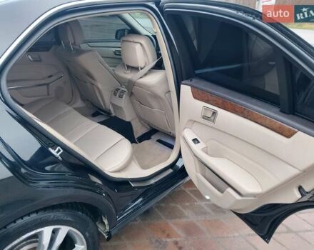 Черный Мерседес Е-Класс, объемом двигателя 2.14 л и пробегом 259 тыс. км за 13700 $, фото 10 на Automoto.ua