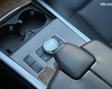 Черный Мерседес Е-Класс, объемом двигателя 3.5 л и пробегом 123 тыс. км за 21940 $, фото 27 на Automoto.ua