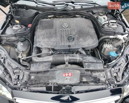 Черный Мерседес Е-Класс, объемом двигателя 2.14 л и пробегом 259 тыс. км за 13700 $, фото 16 на Automoto.ua