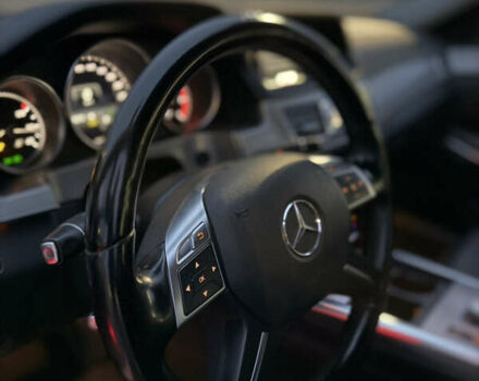 Черный Мерседес Е-Класс, объемом двигателя 2.14 л и пробегом 319 тыс. км за 16700 $, фото 37 на Automoto.ua