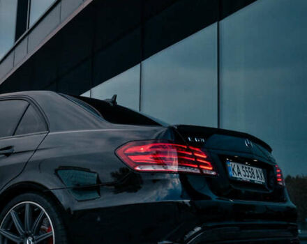 Мерседес Е-Клас 2013 у Києві на Automoto.ua Чорний Мерседес Е-Клас, об'ємом двигуна 5.46 л та пробігом 147 тис. км за 37000 $, фото 10 на Automoto.ua