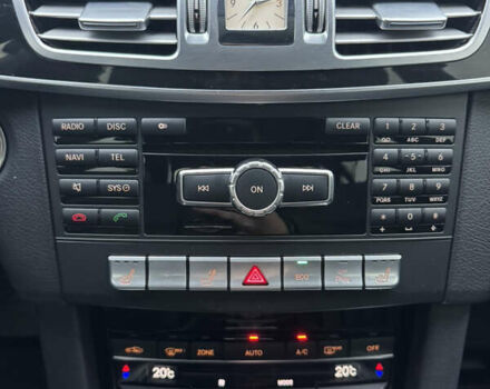 Чорний Мерседес Е-Клас, об'ємом двигуна 1.99 л та пробігом 197 тис. км за 19900 $, фото 49 на Automoto.ua