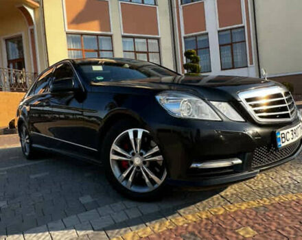 Мерседес Е-Класс 2013 в Дрогобыче на Automoto.ua Черный Мерседес Е-Класс, объемом двигателя 2.14 л и пробегом 298 тыс. км за 14000 $, фото 7 на Automoto.ua