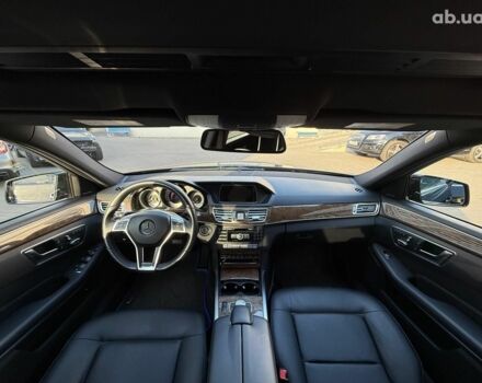 Черный Мерседес Е-Класс, объемом двигателя 3.5 л и пробегом 123 тыс. км за 21940 $, фото 16 на Automoto.ua