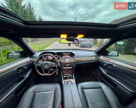 Черный Мерседес Е-Класс, объемом двигателя 3.5 л и пробегом 182 тыс. км за 14900 $, фото 7 на Automoto.ua