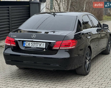 Чорний Мерседес Е-Клас, об'ємом двигуна 2 л та пробігом 329 тис. км за 13600 $, фото 7 на Automoto.ua