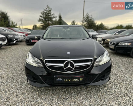 Черный Мерседес Е-Класс, объемом двигателя 2.2 л и пробегом 48 тыс. км за 23999 $, фото 3 на Automoto.ua