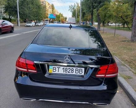 Мерседес Е-Класс 2013 в Киеве на Automoto.ua Черный Мерседес Е-Класс, объемом двигателя 2.14 л и пробегом 282 тыс. км за 17900 $, фото 3 на Automoto.ua