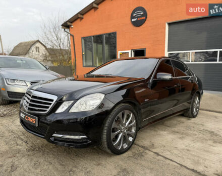 Чорний Мерседес Е-Клас, об'ємом двигуна 2.2 л та пробігом 277 тис. км за 12999 $, фото 2 на Automoto.ua