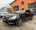 Чорний Мерседес Е-Клас, об'ємом двигуна 2.2 л та пробігом 277 тис. км за 12999 $, фото 2 на Automoto.ua