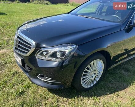 Черный Мерседес Е-Класс, объемом двигателя 2.1 л и пробегом 422 тыс. км за 15000 $, фото 3 на Automoto.ua