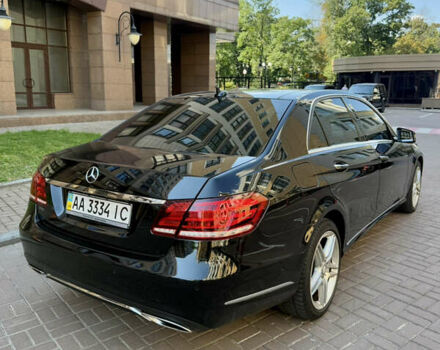 Чорний Мерседес Е-Клас, об'ємом двигуна 3 л та пробігом 303 тис. км за 16000 $, фото 6 на Automoto.ua