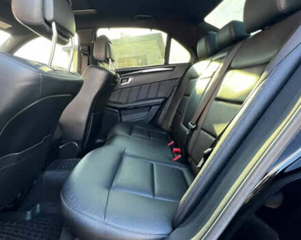 Мерседес Е-Класс 2013 в Дрогобыче на Automoto.ua Черный Мерседес Е-Класс, объемом двигателя 2.14 л и пробегом 298 тыс. км за 14000 $, фото 18 на Automoto.ua