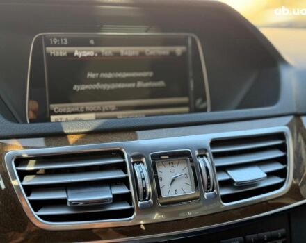 Черный Мерседес Е-Класс, объемом двигателя 3.5 л и пробегом 123 тыс. км за 21940 $, фото 31 на Automoto.ua