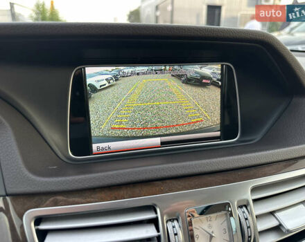 Черный Мерседес Е-Класс, объемом двигателя 2.2 л и пробегом 48 тыс. км за 23999 $, фото 42 на Automoto.ua