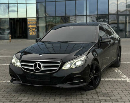 Мерседес Е-Класс 2013 в Черновцах на Automoto.ua Черный Мерседес Е-Класс, объемом двигателя 2.2 л и пробегом 371 тыс. км за 15500 $, фото 6 на Automoto.ua