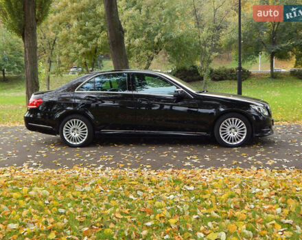 Мерседес Е-Клас 2013 у Києві на Automoto.ua Чорний Мерседес Е-Клас, об'ємом двигуна 3 л та пробігом 249 тис. км за 19499 $, фото 4 на Automoto.ua