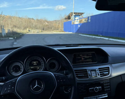 Черный Мерседес Е-Класс, объемом двигателя 2.2 л и пробегом 163 тыс. км за 19200 $, фото 55 на Automoto.ua