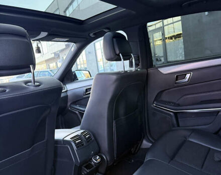 Черный Мерседес Е-Класс, объемом двигателя 2.2 л и пробегом 163 тыс. км за 19200 $, фото 42 на Automoto.ua