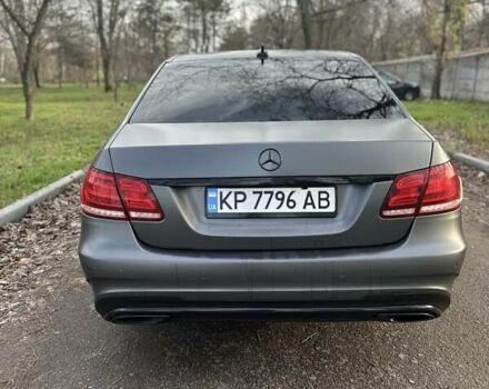 Чорний Мерседес Е-Клас, об'ємом двигуна 2 л та пробігом 250 тис. км за 14999 $, фото 8 на Automoto.ua