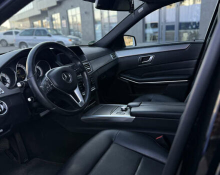 Черный Мерседес Е-Класс, объемом двигателя 2.2 л и пробегом 163 тыс. км за 19200 $, фото 53 на Automoto.ua