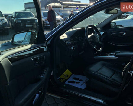 Черный Мерседес Е-Класс, объемом двигателя 2.14 л и пробегом 254 тыс. км за 18200 $, фото 20 на Automoto.ua