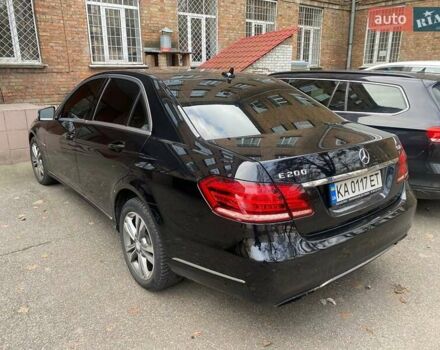 Черный Мерседес Е-Класс, объемом двигателя 2.14 л и пробегом 360 тыс. км за 15000 $, фото 2 на Automoto.ua