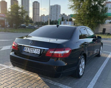 Чорний Мерседес Е-Клас, об'ємом двигуна 1.8 л та пробігом 365 тис. км за 11999 $, фото 3 на Automoto.ua
