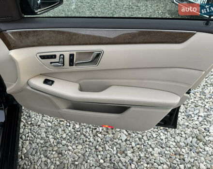 Черный Мерседес Е-Класс, объемом двигателя 2.2 л и пробегом 48 тыс. км за 23999 $, фото 26 на Automoto.ua