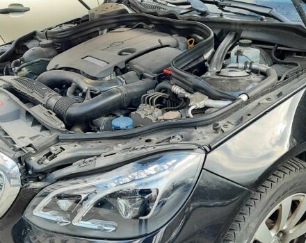 Черный Мерседес Е-Класс, объемом двигателя 2 л и пробегом 100 тыс. км за 18400 $, фото 4 на Automoto.ua