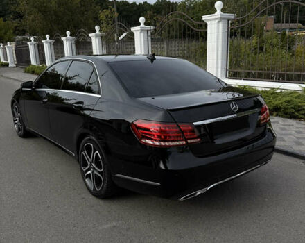 Мерседес Е-Класс 2013 в Виннице на Automoto.ua Черный Мерседес Е-Класс, объемом двигателя 2.2 л и пробегом 252 тыс. км за 17700 $, фото 7 на Automoto.ua