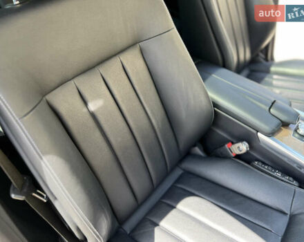 Черный Мерседес Е-Класс, объемом двигателя 2.2 л и пробегом 220 тыс. км за 17000 $, фото 13 на Automoto.ua