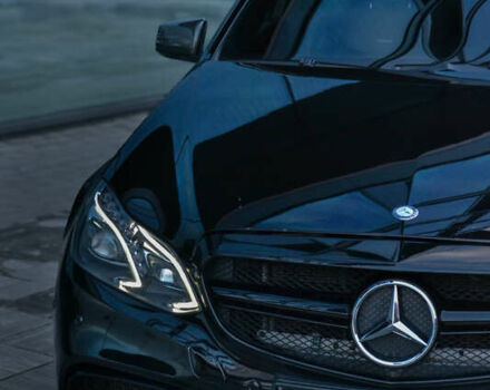 Мерседес Е-Клас 2013 у Києві на Automoto.ua Чорний Мерседес Е-Клас, об'ємом двигуна 5.46 л та пробігом 147 тис. км за 37000 $, фото 5 на Automoto.ua